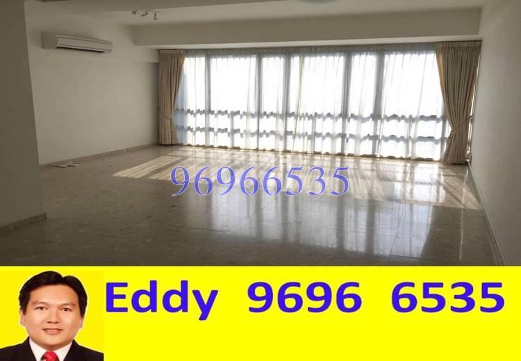 UE Square thumbnail photo